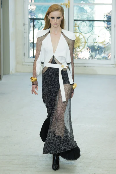 Look 45